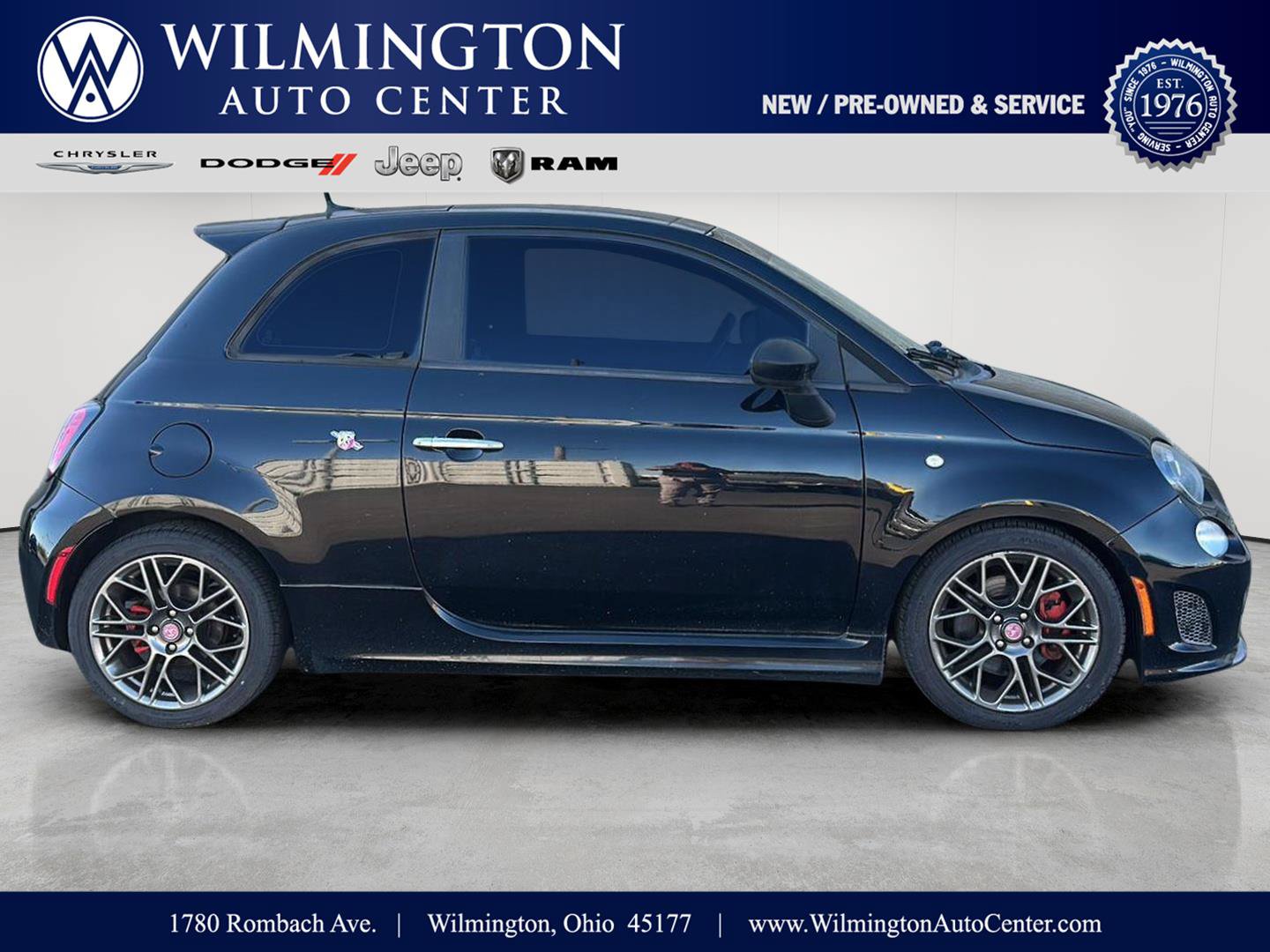 Used 2015 FIAT 500 Abarth w/ Comfort/Convenience Group FWD image 1