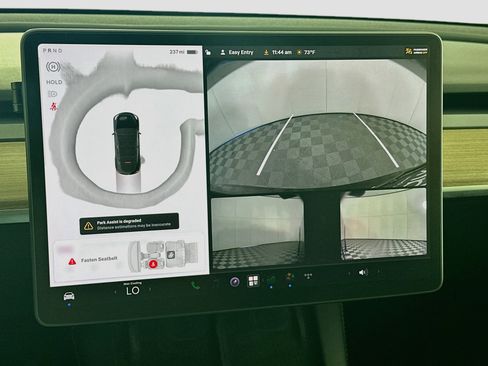 Used 2022 Tesla Model Y Long Range AWD/4WD image 22