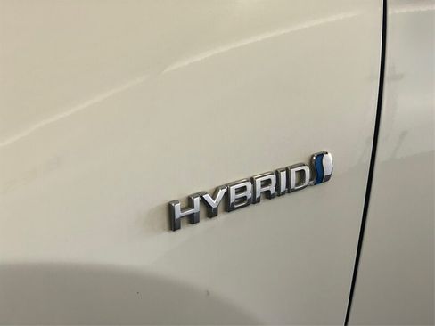 Used 2015 Toyota Prius C Three FWD image 19