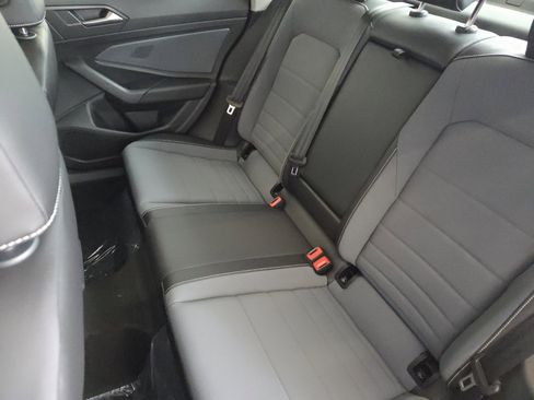 New 2026 Volkswagen Jetta SE image 11