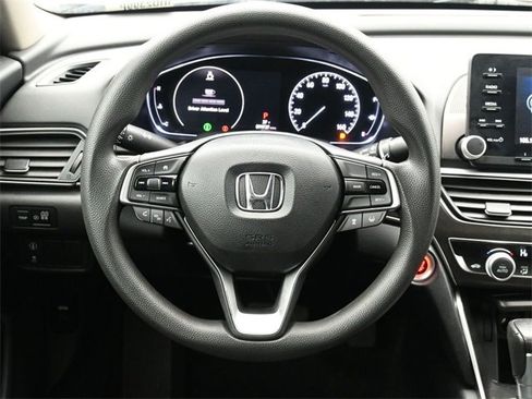 Used 2018 Honda Accord LX image 23