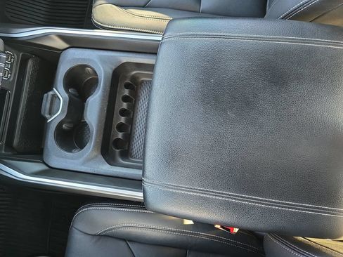 Used 2022 RAM 1500 Big Horn w/ Night Edition AWD/4WD image 26