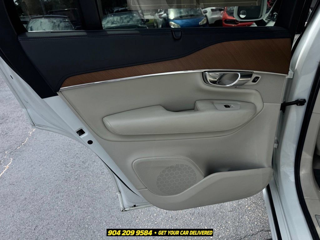 Used 2016 Volvo XC90 T6 Inscription w/ Vision Package AWD/4WD image 28