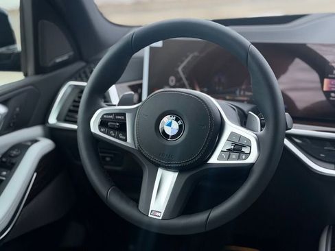 New 2026 BMW X5 xDrive40i w/ M Sport Package AWD/4WD image 11