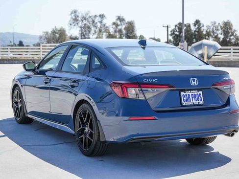 Certified 2025 Honda Civic Sport image 9