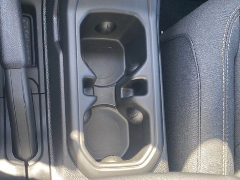 New 2025 Jeep Gladiator Willys image 25