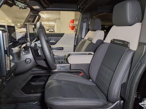 Used 2026 GMC Hummer EV SUV AWD/4WD image 18