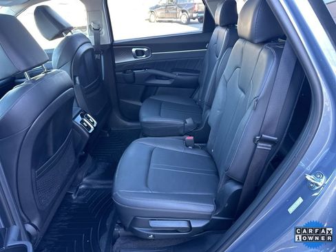 Used 2025 Kia Sorento SX image 44