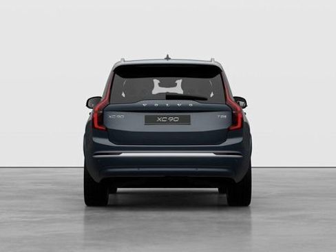 New 2026 Volvo XC90 T8 Ultra w/ Protection Package Premier image 4