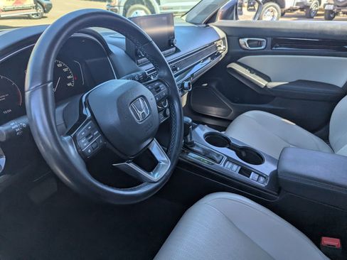 Used 2022 Honda Civic EX-L image 17