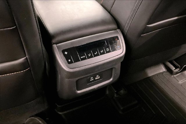 Used 2023 Nissan Pathfinder Rock Creek AWD/4WD image 33
