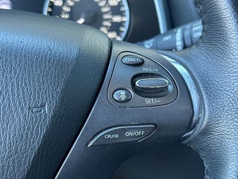 Used 2023 Nissan Murano SV image 27