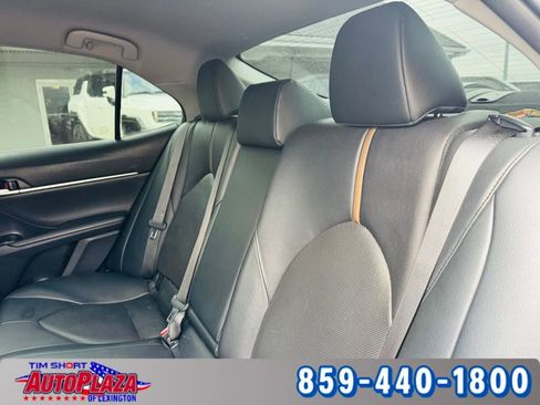 Used 2020 Toyota Camry XLE w/ Navigation Package image 39