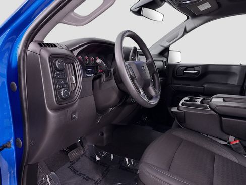 Used 2024 Chevrolet Silverado 1500 Custom Trail Boss w/ LPO, Dark Essentials Package AWD/4WD image 9