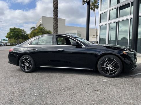 New 2026 Mercedes-Benz E 350 4MATIC Sedan image 9