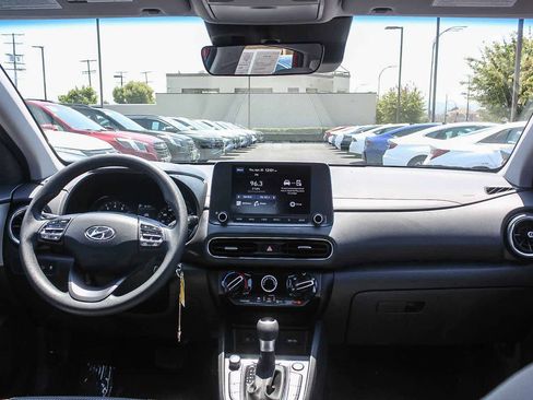 Certified 2023 Hyundai Kona SE AWD/4WD image 18