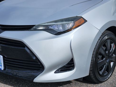 Used 2017 Toyota Corolla LE image 8