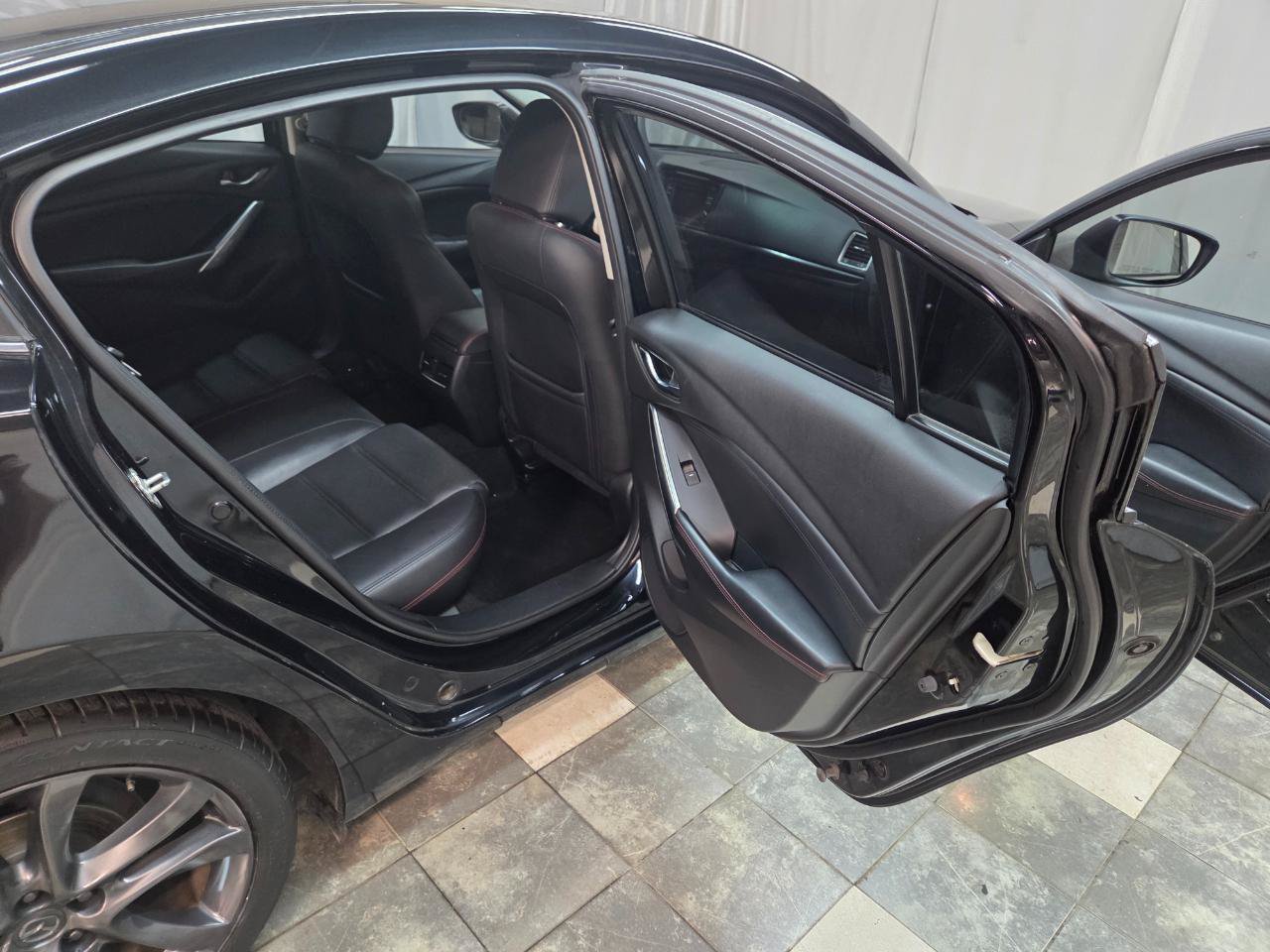 Used 2015 MAZDA MAZDA6 Grand Touring w/ GT Technology Package FWD image 12