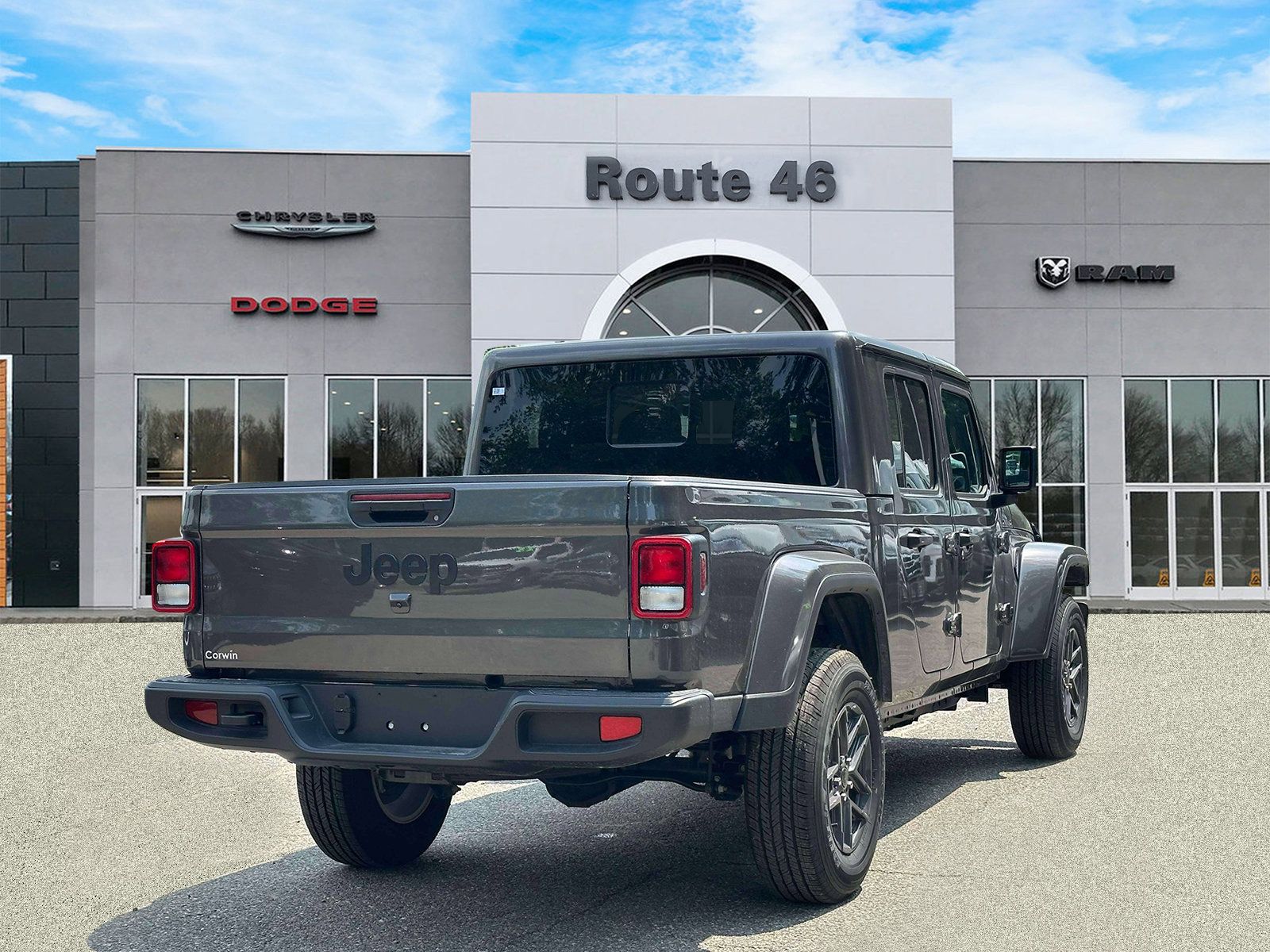 Used 2025 Jeep Gladiator Sport AWD/4WD image 5