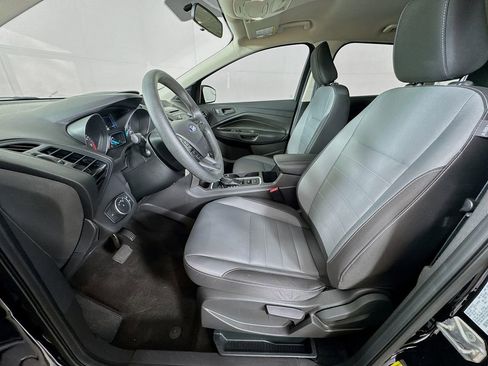 Used 2018 Ford Escape S image 22