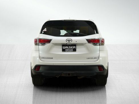 Used 2015 Toyota Highlander Limited image 4
