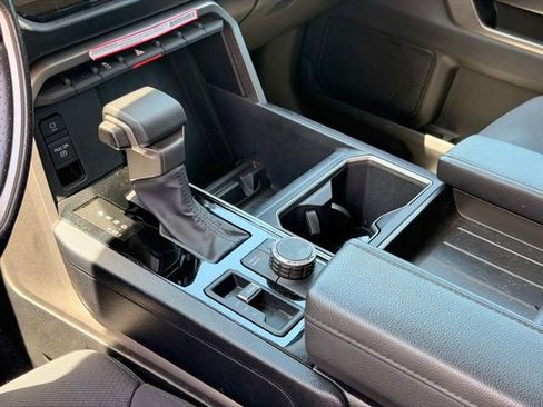 Used 2024 Toyota Tundra SR5 AWD/4WD image 17