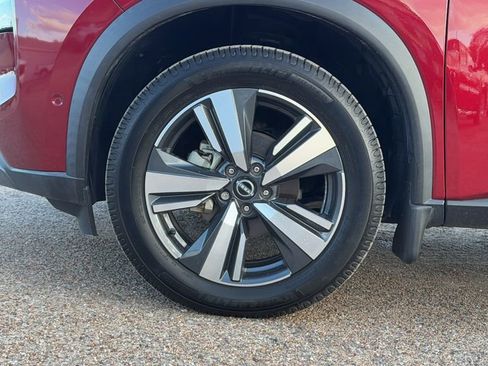 Used 2023 Nissan Rogue SL w/ SL Premium Package image 29