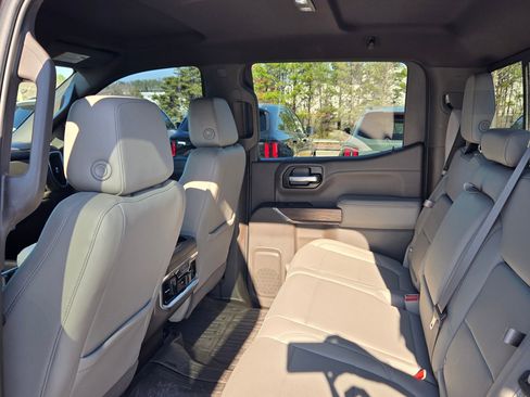 Used 2020 GMC Sierra 1500 SLT w/ SLT Premium Plus Package image 31