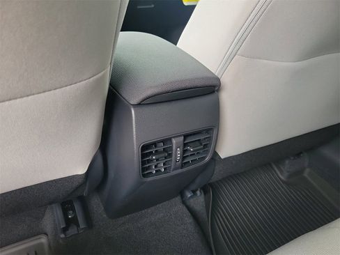 New 2026 Toyota Corolla Cross L image 10