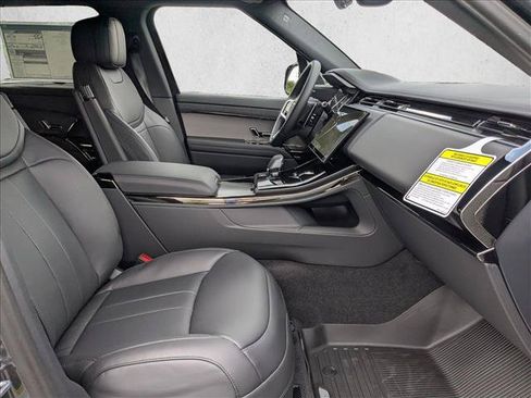 New 2026 Land Rover Range Rover Sport SE AWD/4WD image 17