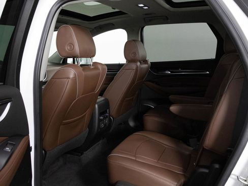 Used 2020 Buick Enclave Avenir w/ Avenir Technology Package image 34