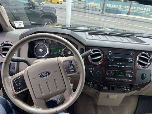 Used 2008 Ford F350 Lariat AWD/4WD image 12