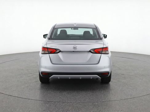 Used 2025 Nissan Versa SV FWD image 7
