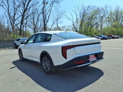 Used 2025 Kia K4 FWD image 6