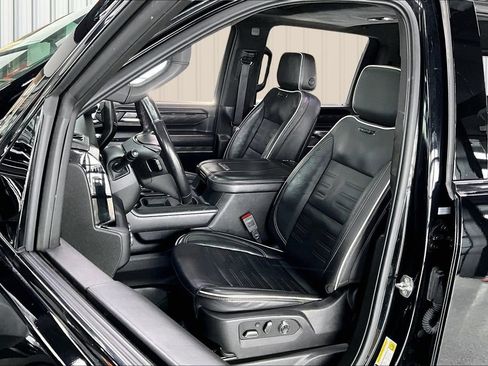 Used 2024 GMC Sierra 2500 AT4X image 22