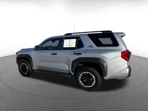 Used 2025 Toyota 4Runner TRD Off-Road image 10