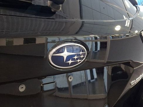 Certified 2025 Subaru Outback Limited AWD/4WD image 31
