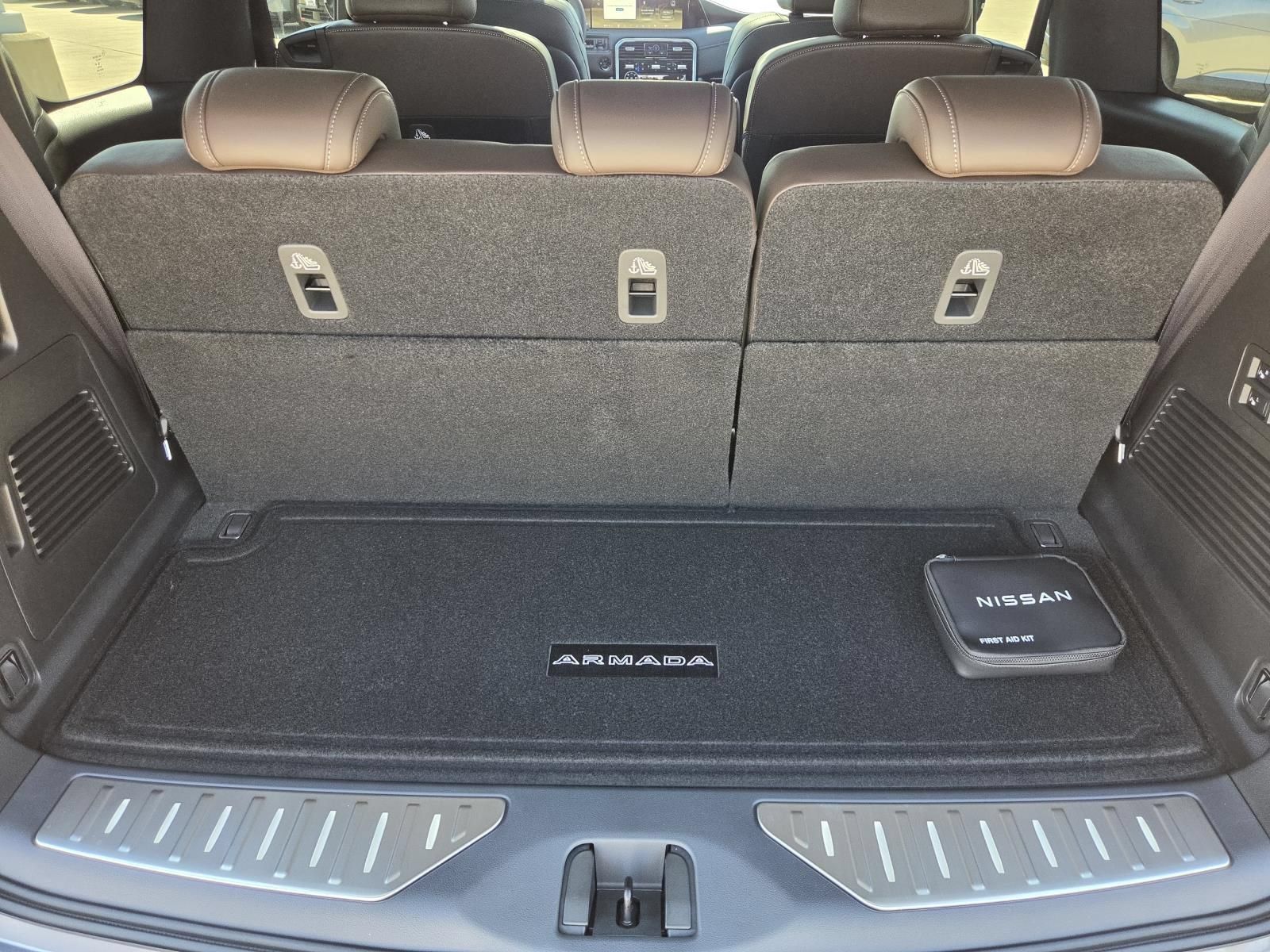 New 2026 Nissan Armada Platinum Reserve AWD/4WD image 13