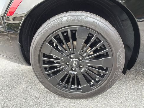 Certified 2025 Hyundai Santa Fe Calligraphy image 17