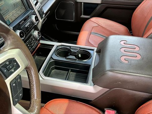 Used 2018 Ford F350 King Ranch w/ King Ranch Ultimate Package AWD/4WD image 15