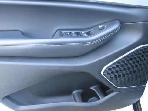 Used 2021 Jeep Grand Cherokee L Laredo image 10