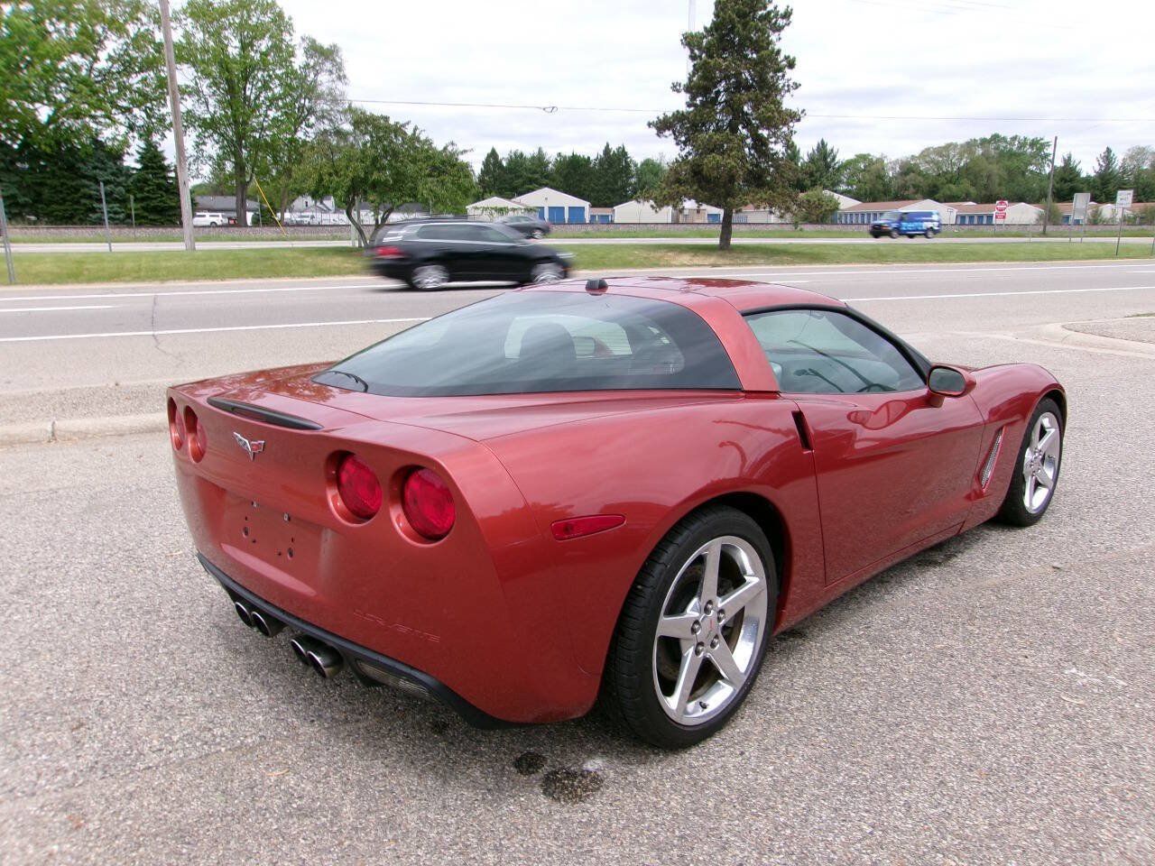 Used 2005 Chevrolet Corvette Coupe w/ Preferred Equipment Group RWD image 6