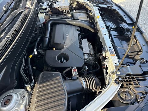 Used 2019 GMC Terrain SLT image 42