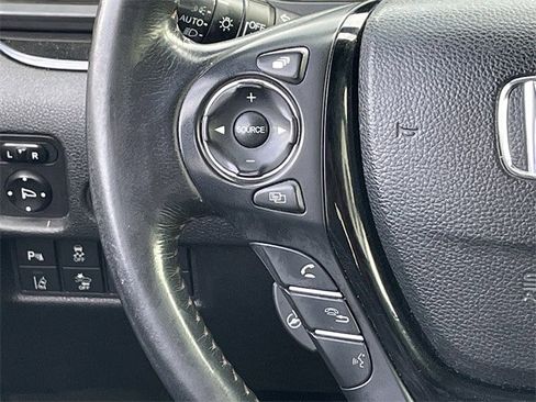 Used 2018 Honda Ridgeline Black Edition image 13