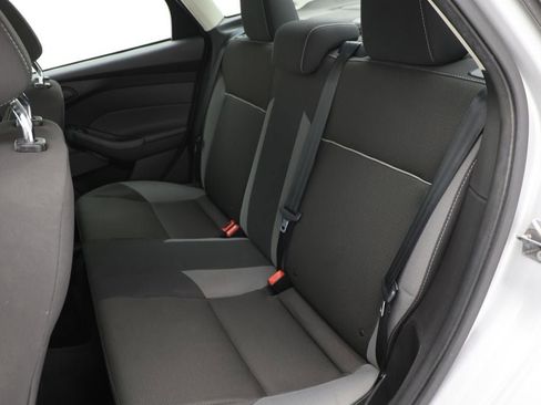 Used 2012 Ford Focus SE image 11