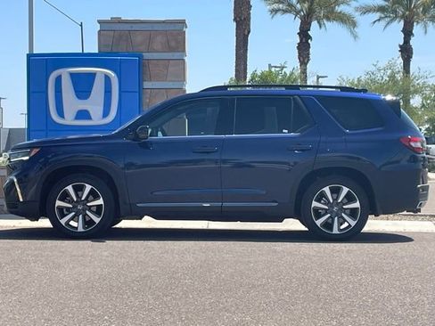 Certified 2023 Honda Pilot Elite image 7
