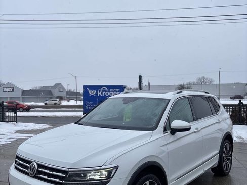 Used 2020 Volkswagen Tiguan SEL Premium R-Line w/ 3rd Row Seat Package image 3