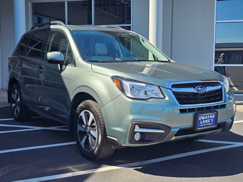 Used 2017 Subaru Forester 2.5i Premium w/ All-Weather Package AWD/4WD image 7