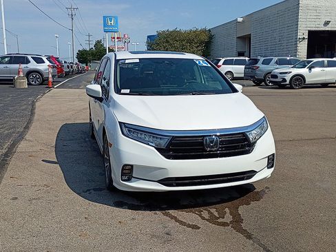 Used 2024 Honda Odyssey EX-L image 1