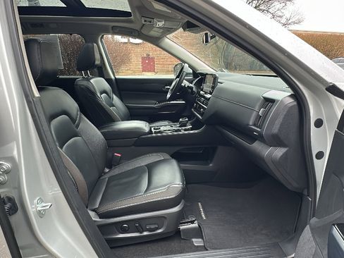 Certified 2023 Nissan Pathfinder SL w/ SL Premium Package image 24